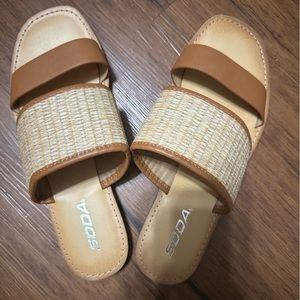 SODA Sandals